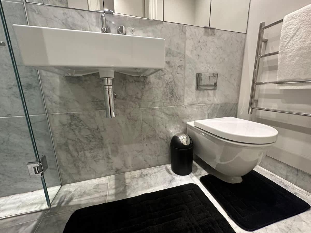 Sg, Chic Covent Garden Apartment London Bagian luar foto